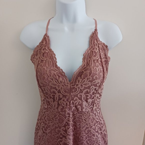 NWOT - G by Guess Bodycon Dress - Blush Floral Stitch - Picture 3 of 9